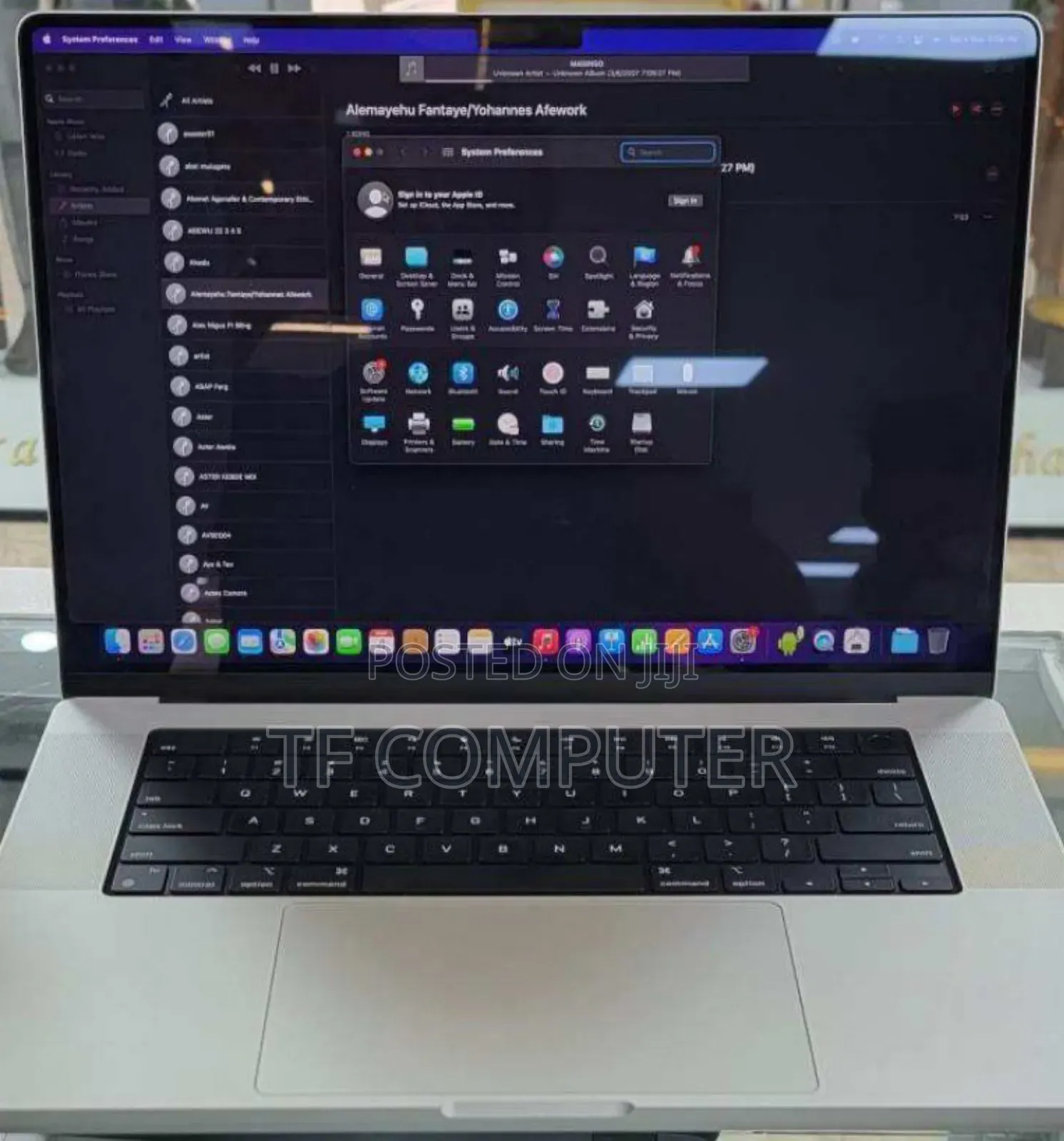 New Laptop Apple MacBook Pro 2021 M1 16GB Apple M1 Pro SSD 512GB