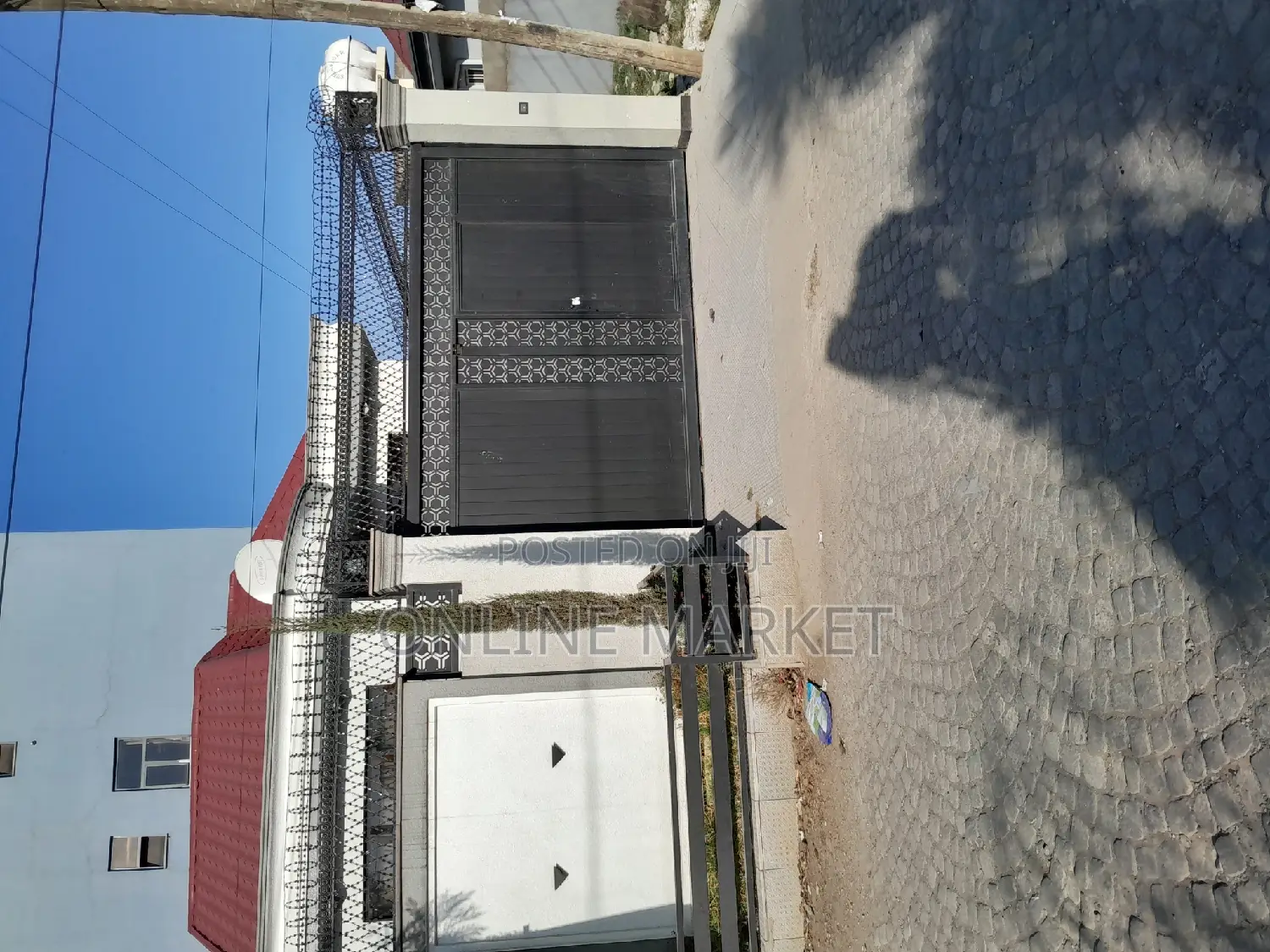 3bdrm House in Kolfe Keranio for sale