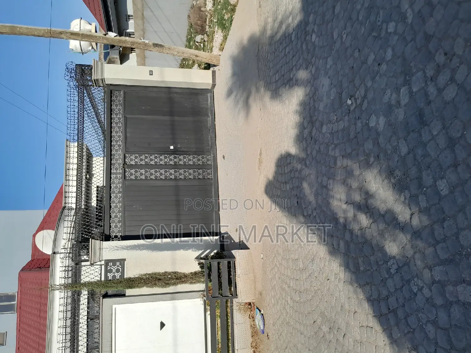 3bdrm House in Kolfe Keranio for sale