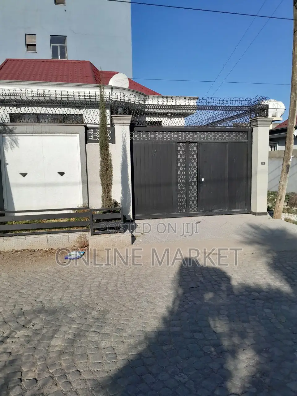 3bdrm House in Kolfe Keranio for sale