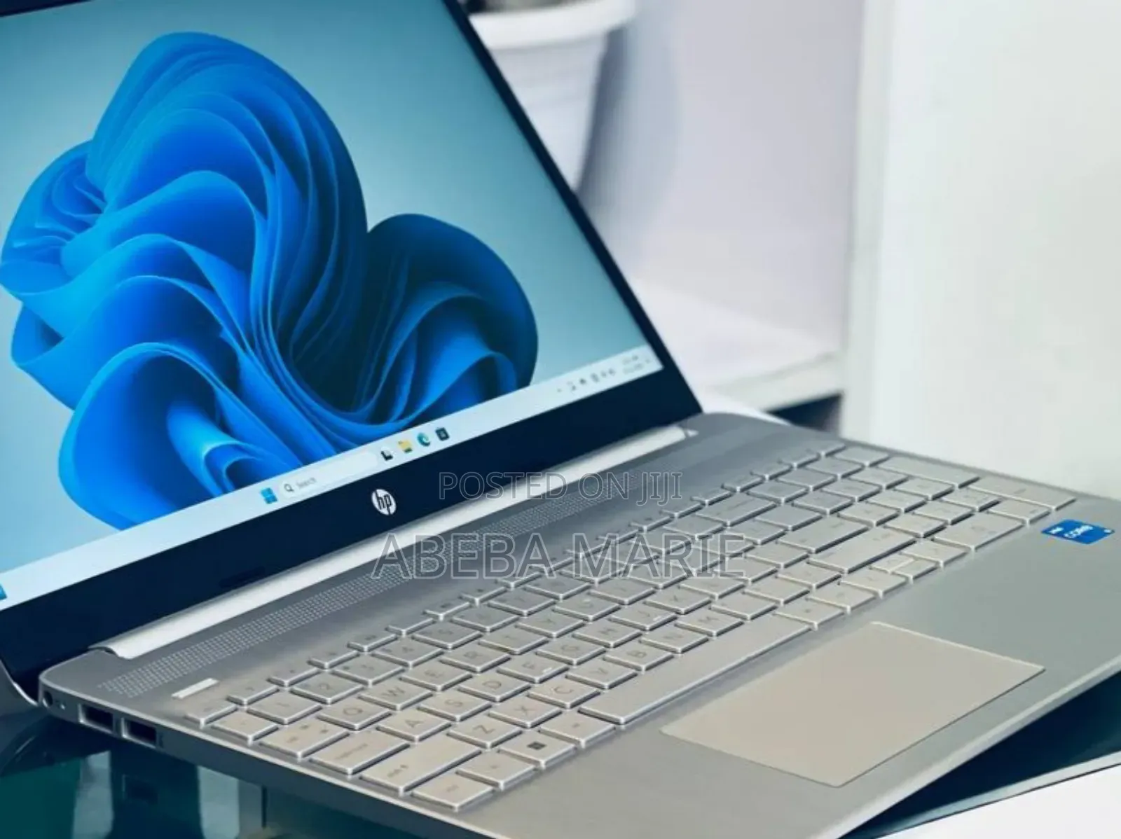 New Laptop HP Stream Notebook 8GB Intel Core I5 SSD 1T