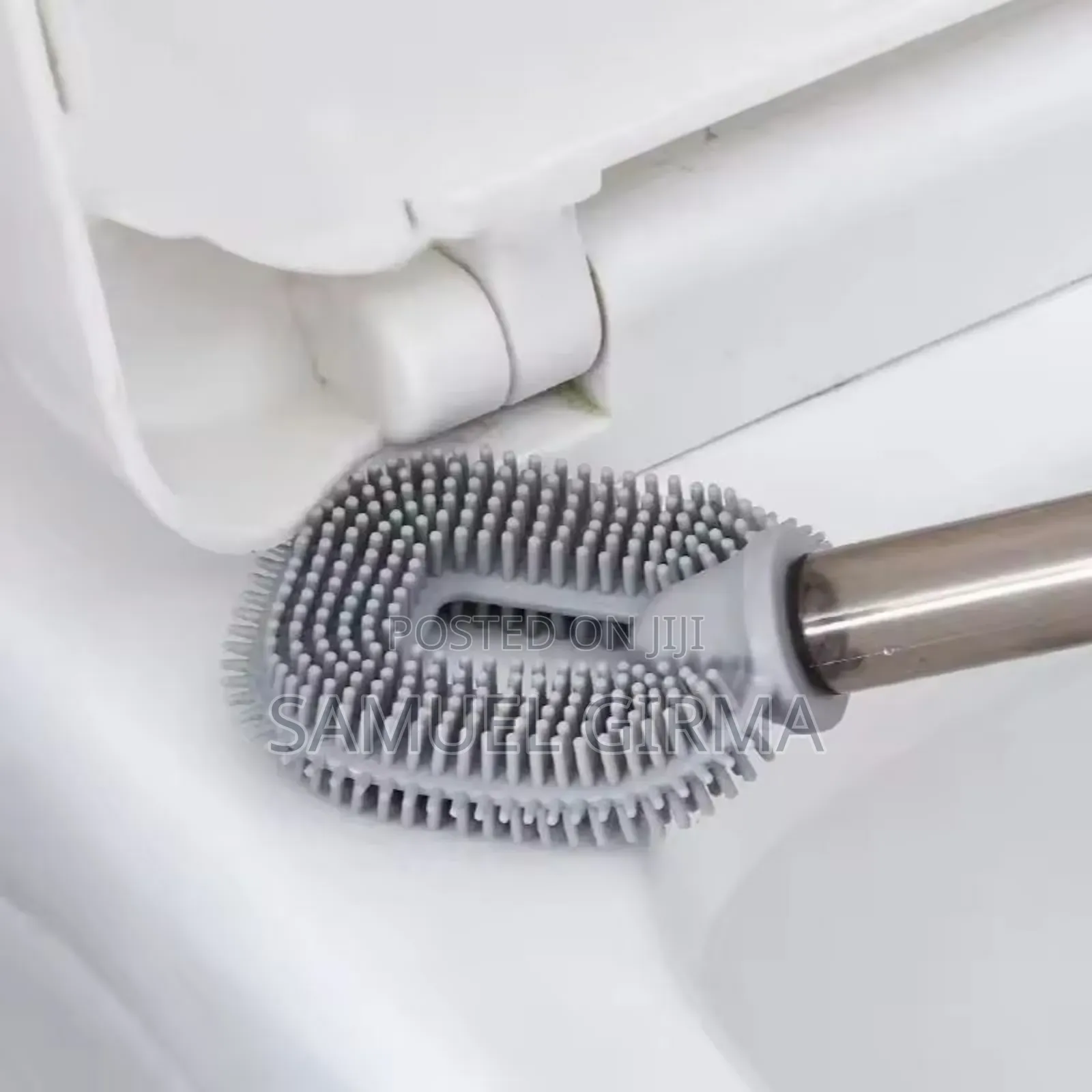 Wall-Mounted Toilet Cleaning Brush With Holder