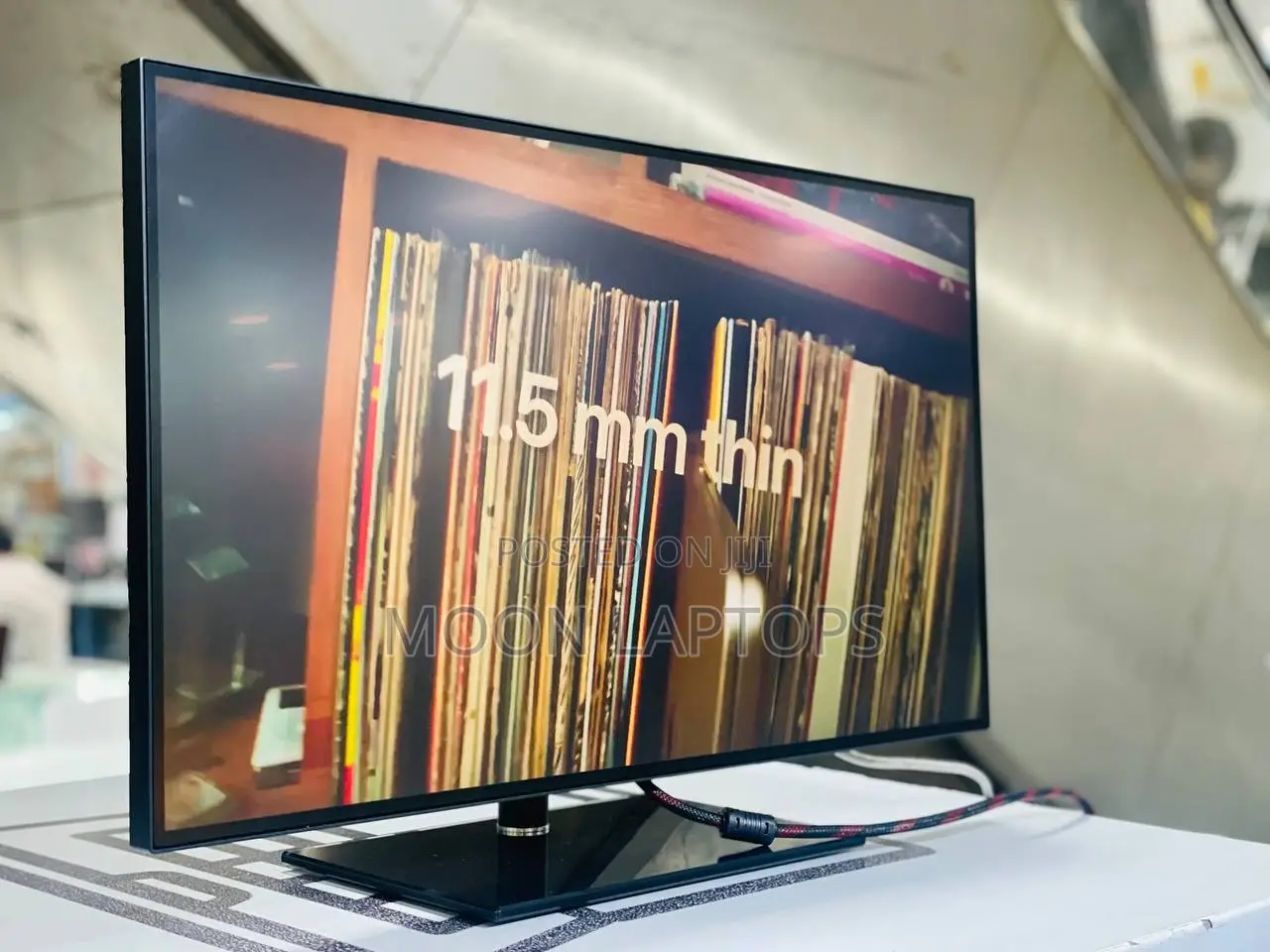 Lenovo Thinkpad Frameless Monitor