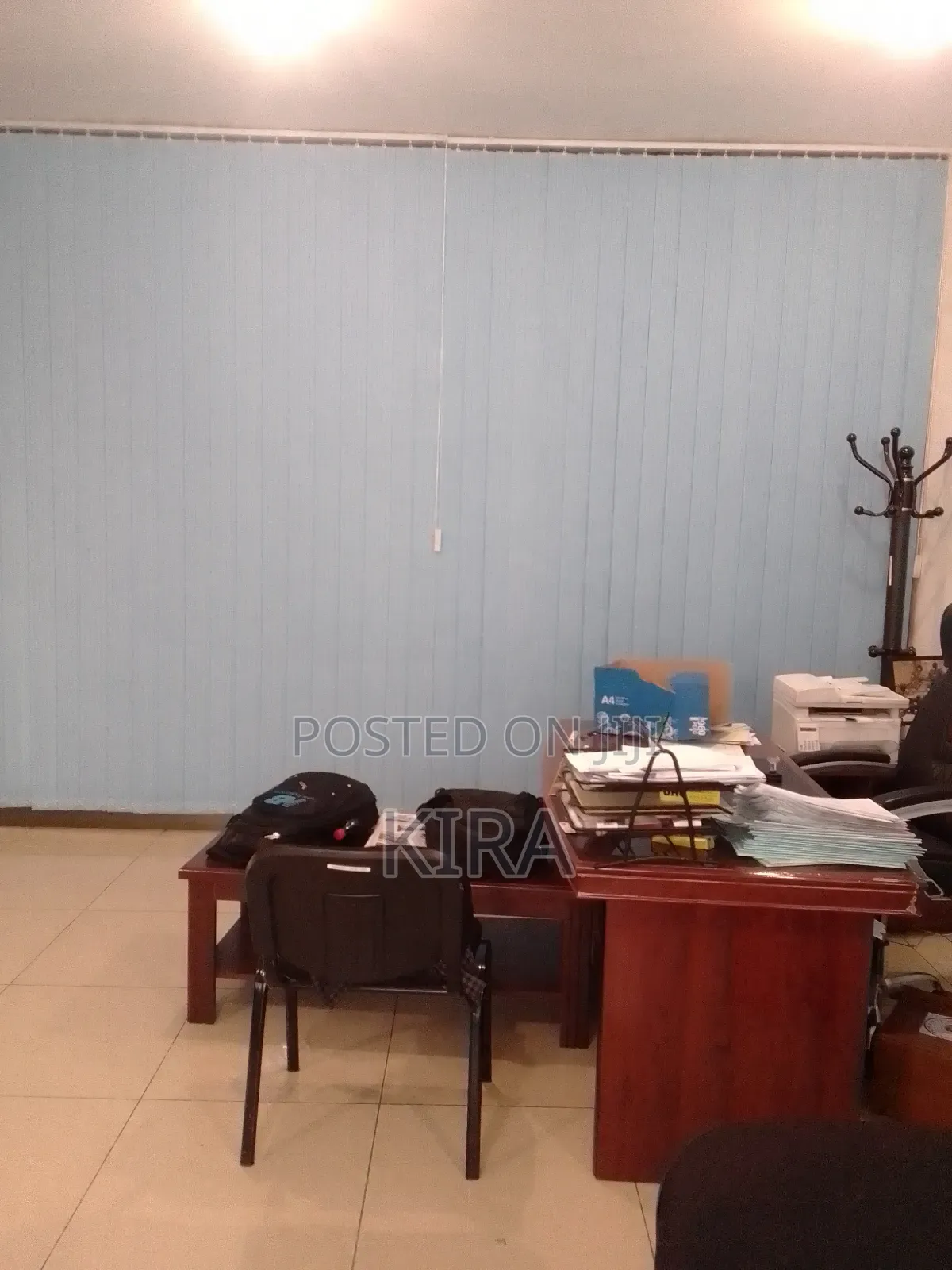 Vertical Shatter and Stiker Work