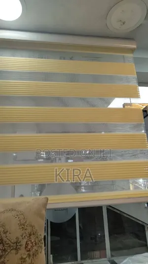 Vertical Shatter and Stiker Work