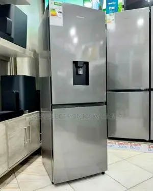 Hisense 320L Double Door Refrigerator – 10-Year Warranty