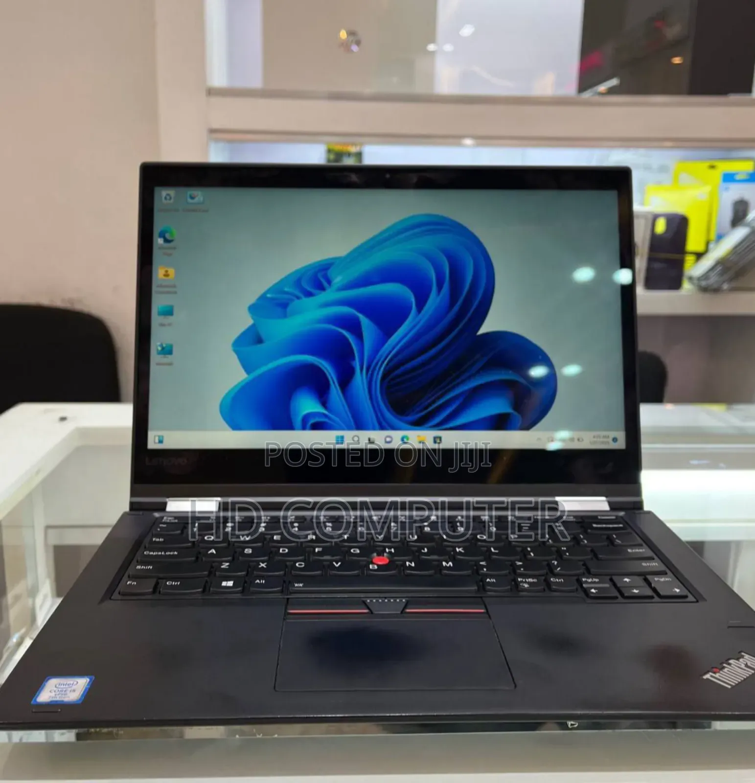 New Laptop Lenovo ThinkPad Yoga 370 16GB Intel Core I5 SSD 512GB