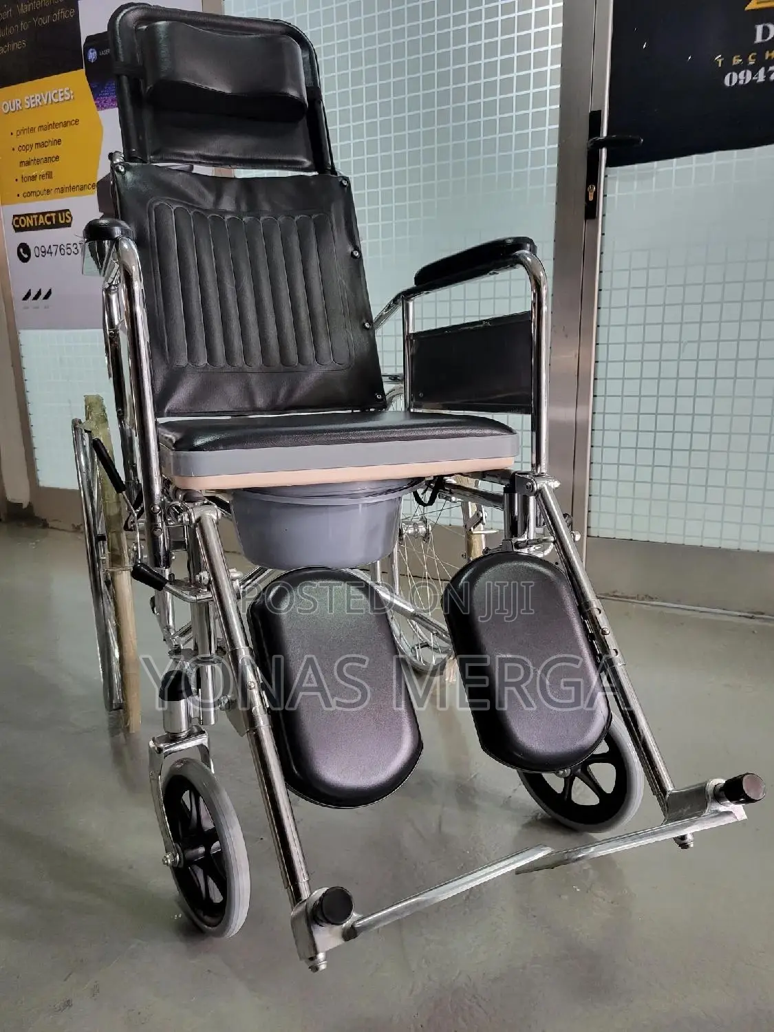 Multifunctional Seat Can Be Used as Shower Chair,Wheelchair