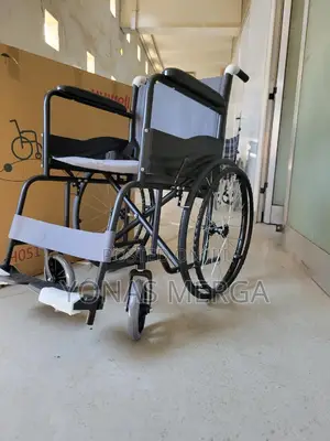 Wheelchair With Safety Belt Washable፶画wheelchair€0ዊልቼር