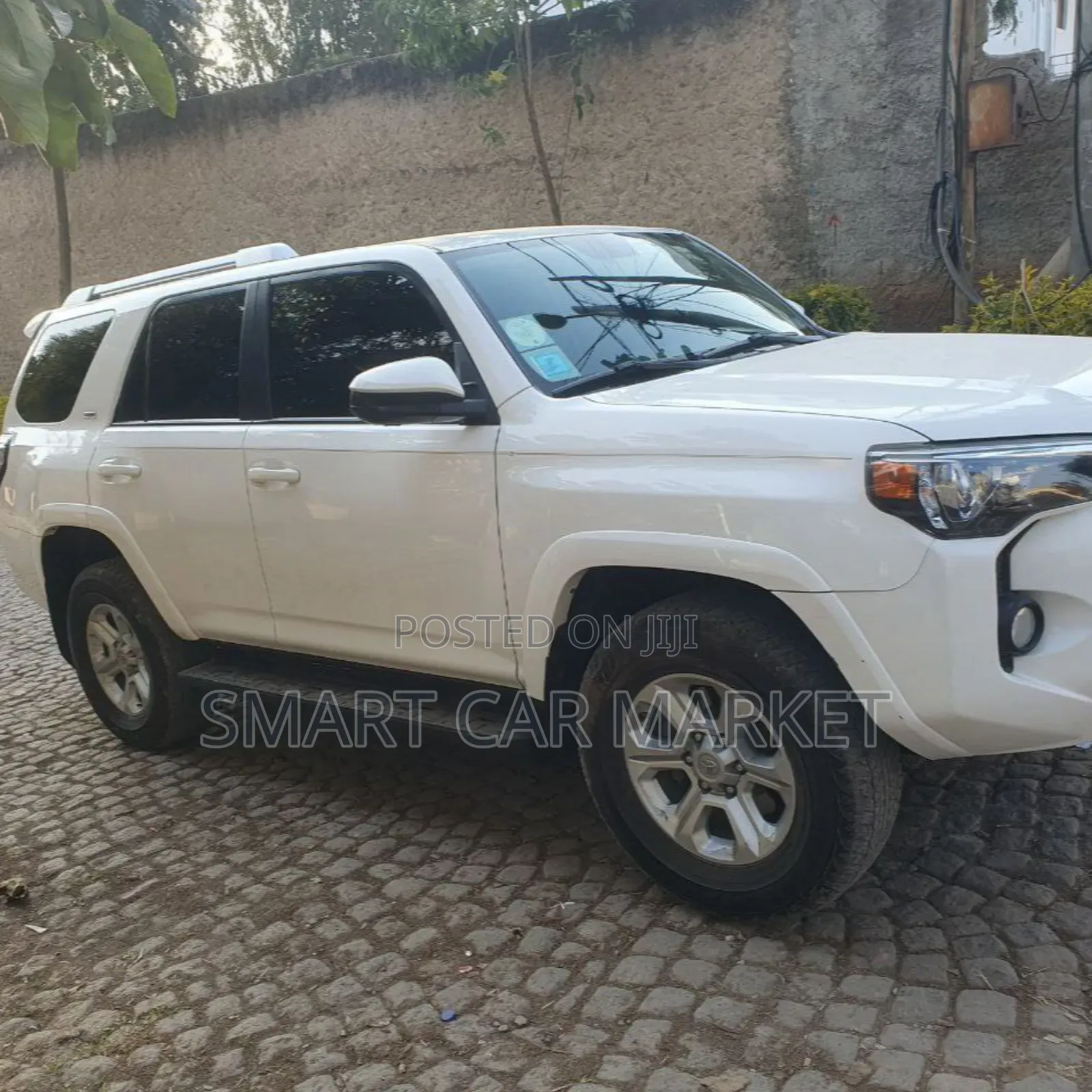 Toyota 4-Runner SR5 Premium 4dr 4x4 (4.0L 6cyl 5A) 2017 White