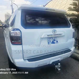 Toyota 4-Runner SR5 Premium 4dr 4x4 (4.0L 6cyl 5A) 2017 White