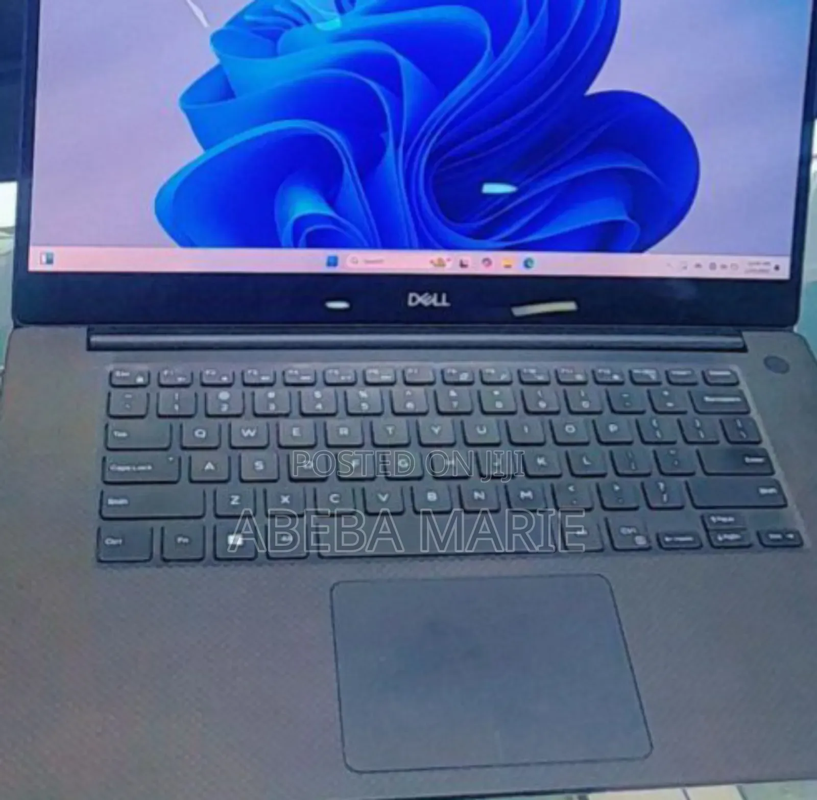 New Laptop Dell XPS 15 16GB Intel Core I9 SSD 512GB