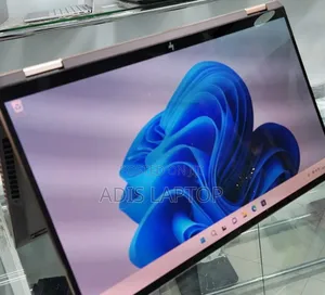 New Laptop HP Spectre X360 16GB Intel Core I7 SSD 512GB