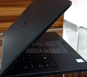 Photo - New Laptop Dell Latitude 12 E7270 8GB Intel Core I5 SSD 256GB