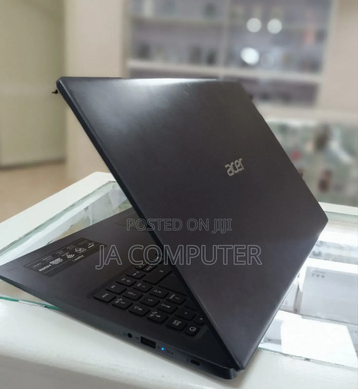 New Laptop Acer Aspire 5 4GB AMD Ryzen 3 SSD 256GB