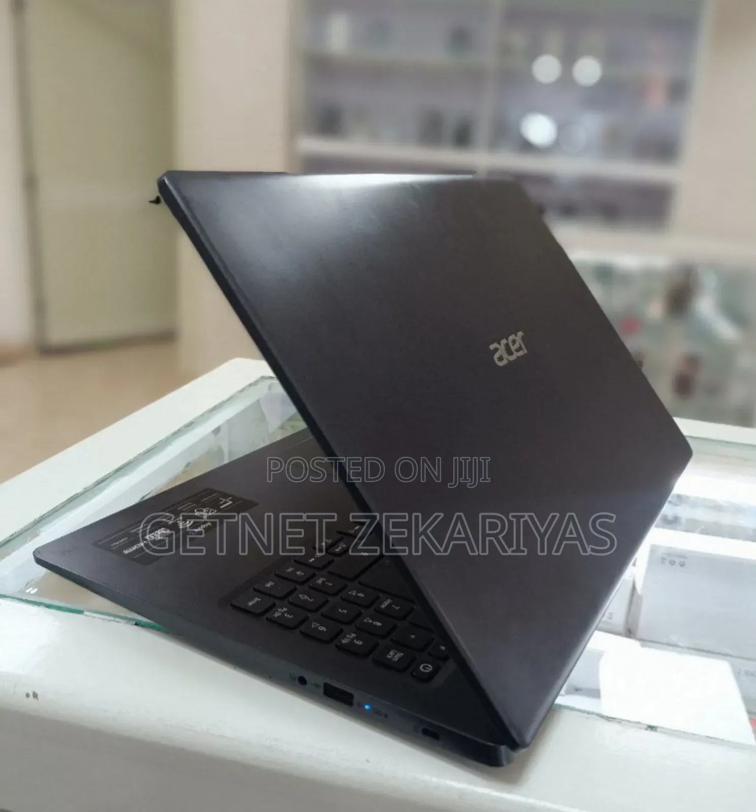 New Laptop Acer Aspire 3 4GB AMD Ryzen 3 SSD 256GB