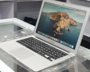 New Laptop Apple MacBook Air 2015 8GB Intel Core I5 SSD 256GB