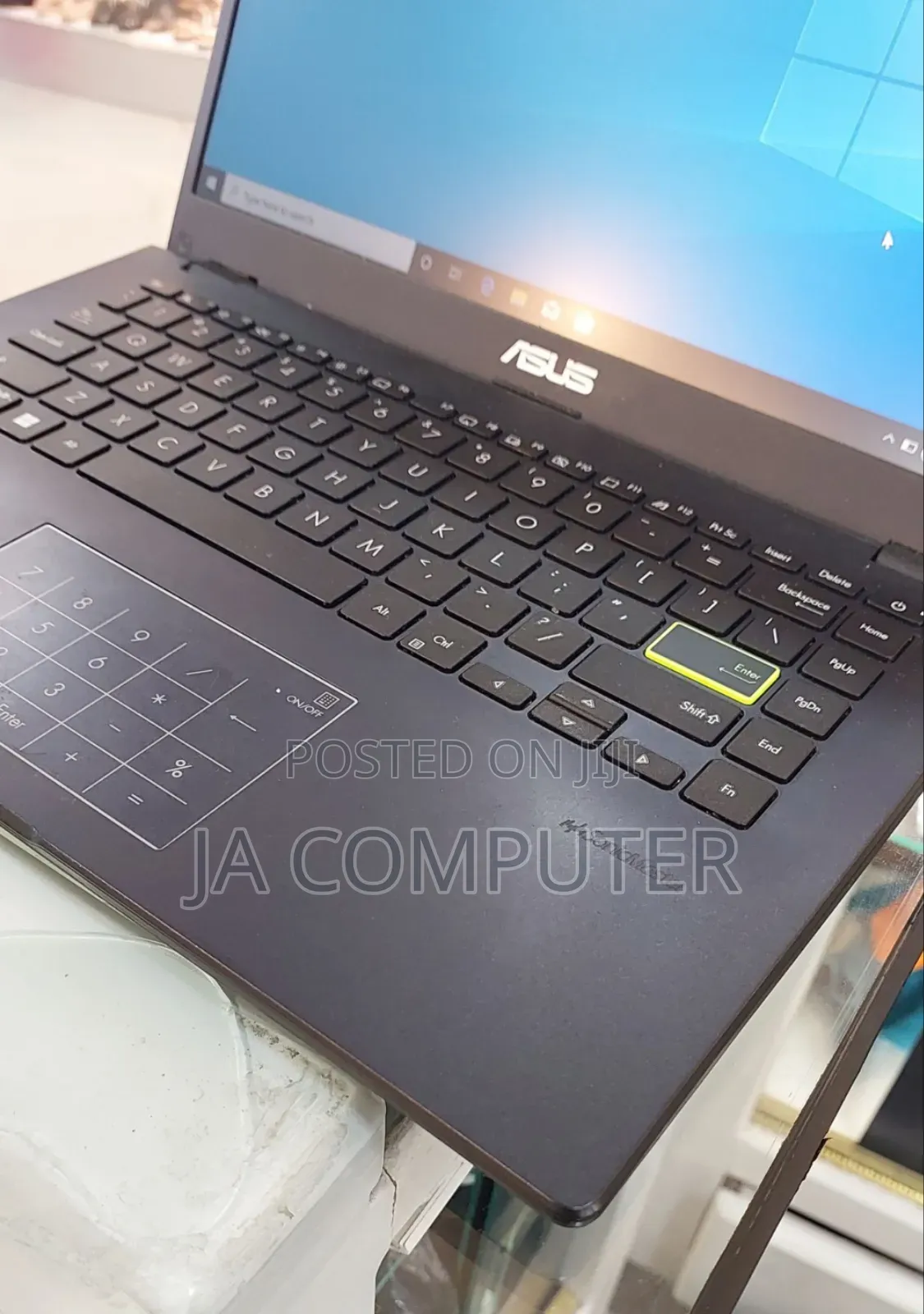 New Laptop Asus VivoBook 15 X505BA 4GB Intel Celeron SSD 128GB