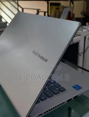 New Laptop Asus 8GB Intel Core I3 SSD 256GB