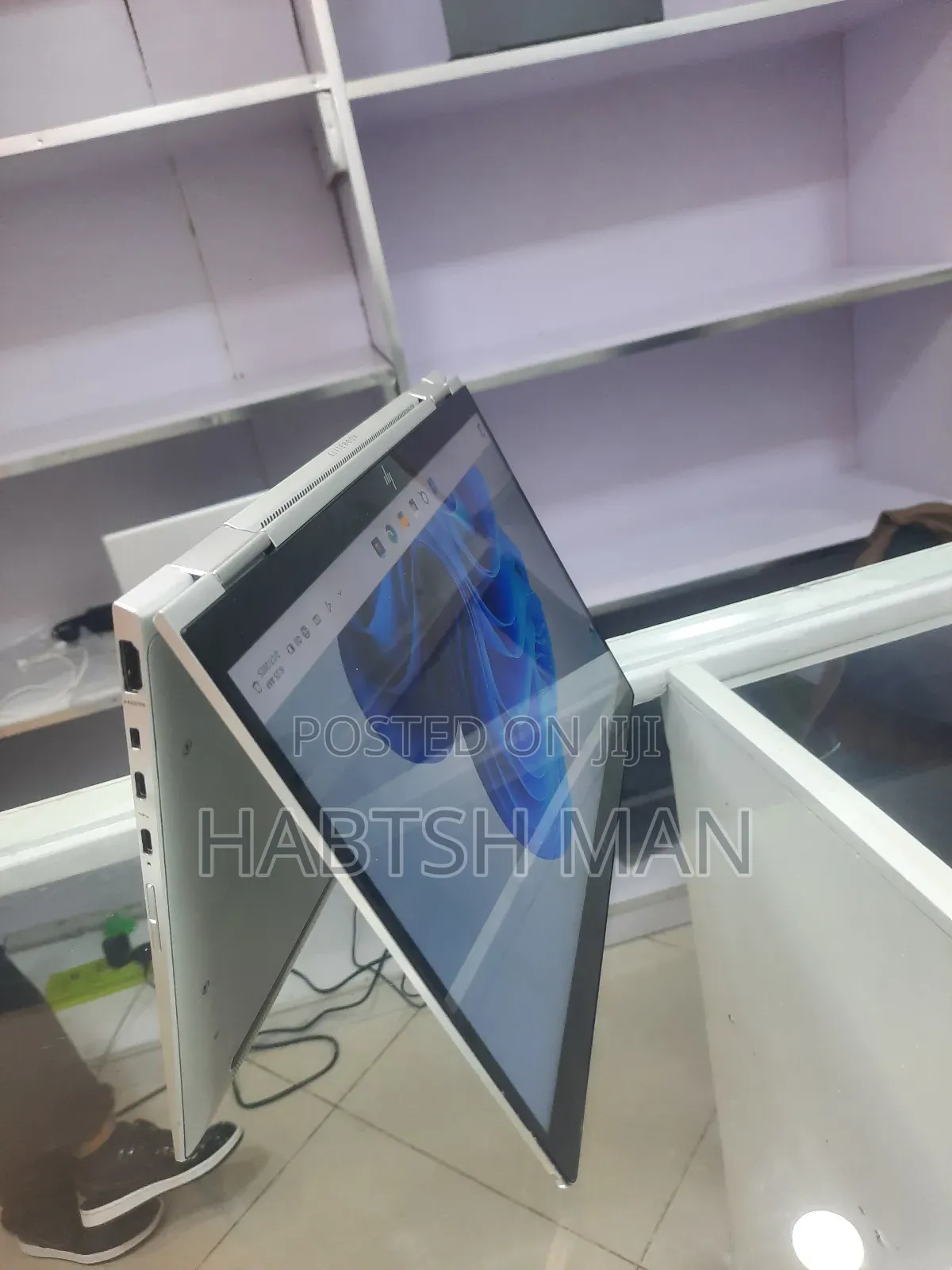 New Laptop HP EliteBook X GB Intel Core I7 SSD 512GB