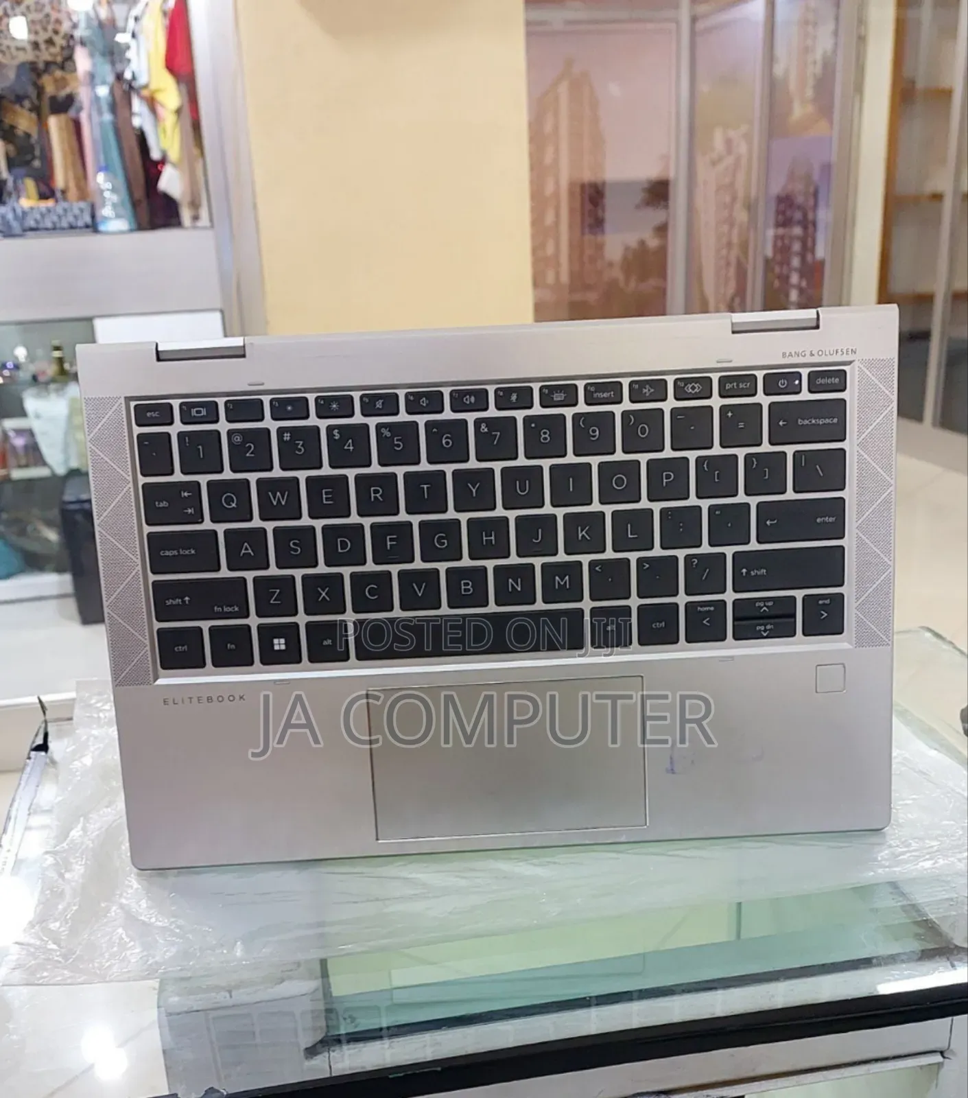 New Laptop HP EliteBook 830 G8 16GB Intel Core I5 SSD 512GB