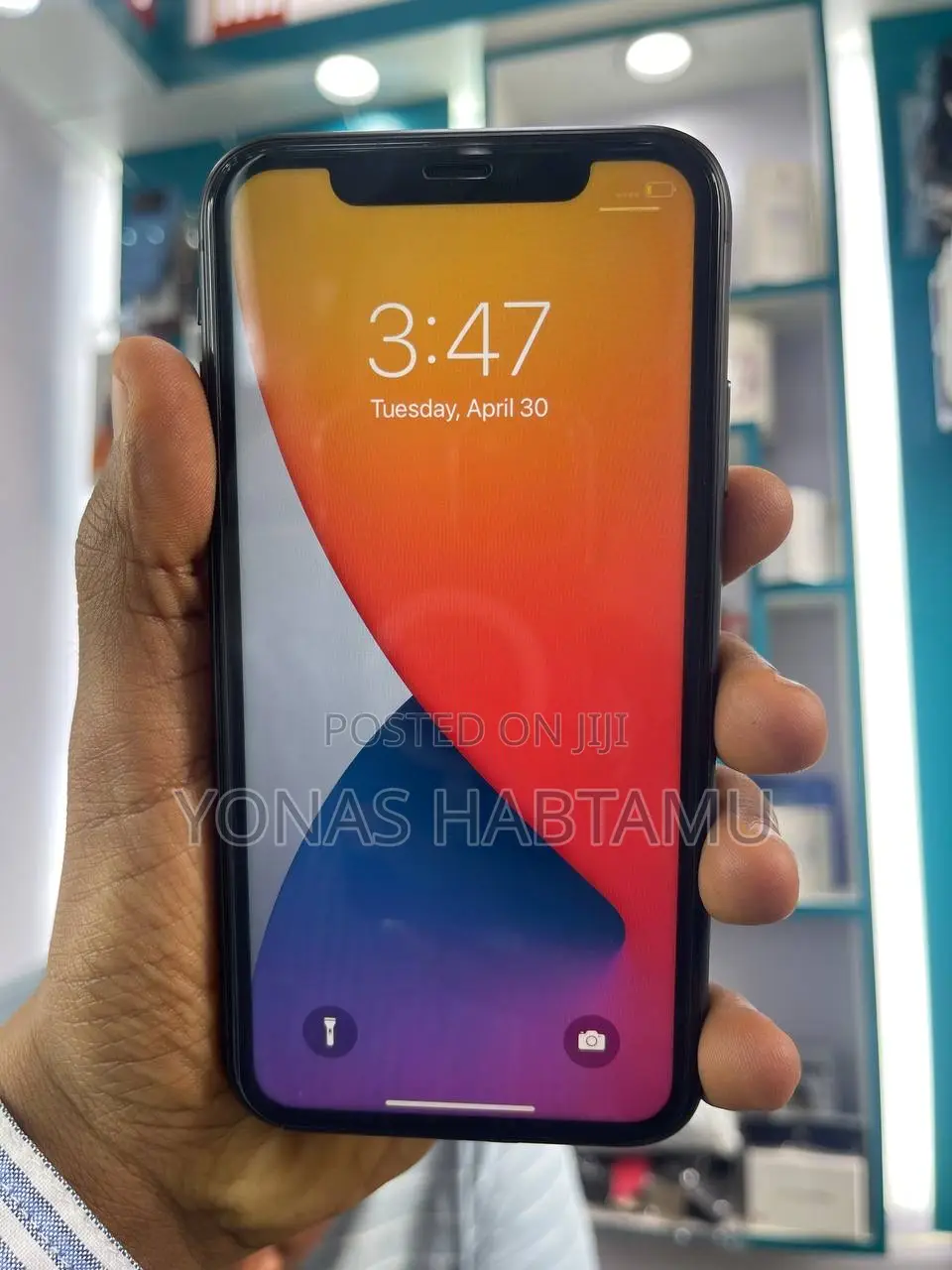 New Apple iPhone 11 64 GB Black