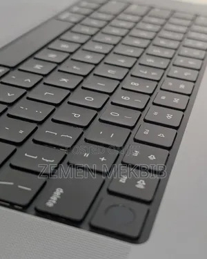 New Laptop Apple MacBook Pro M1 16GB Intel Core I9 SSD 1T