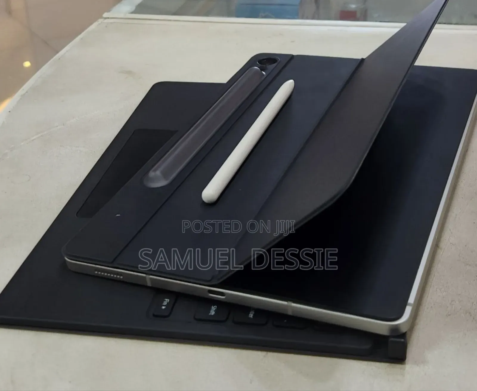 New Laptop Samsung 6GB SSD 128GB