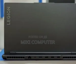 New Laptop Lenovo Legion 5 16GB AMD Ryzen 7 SSD 512GB