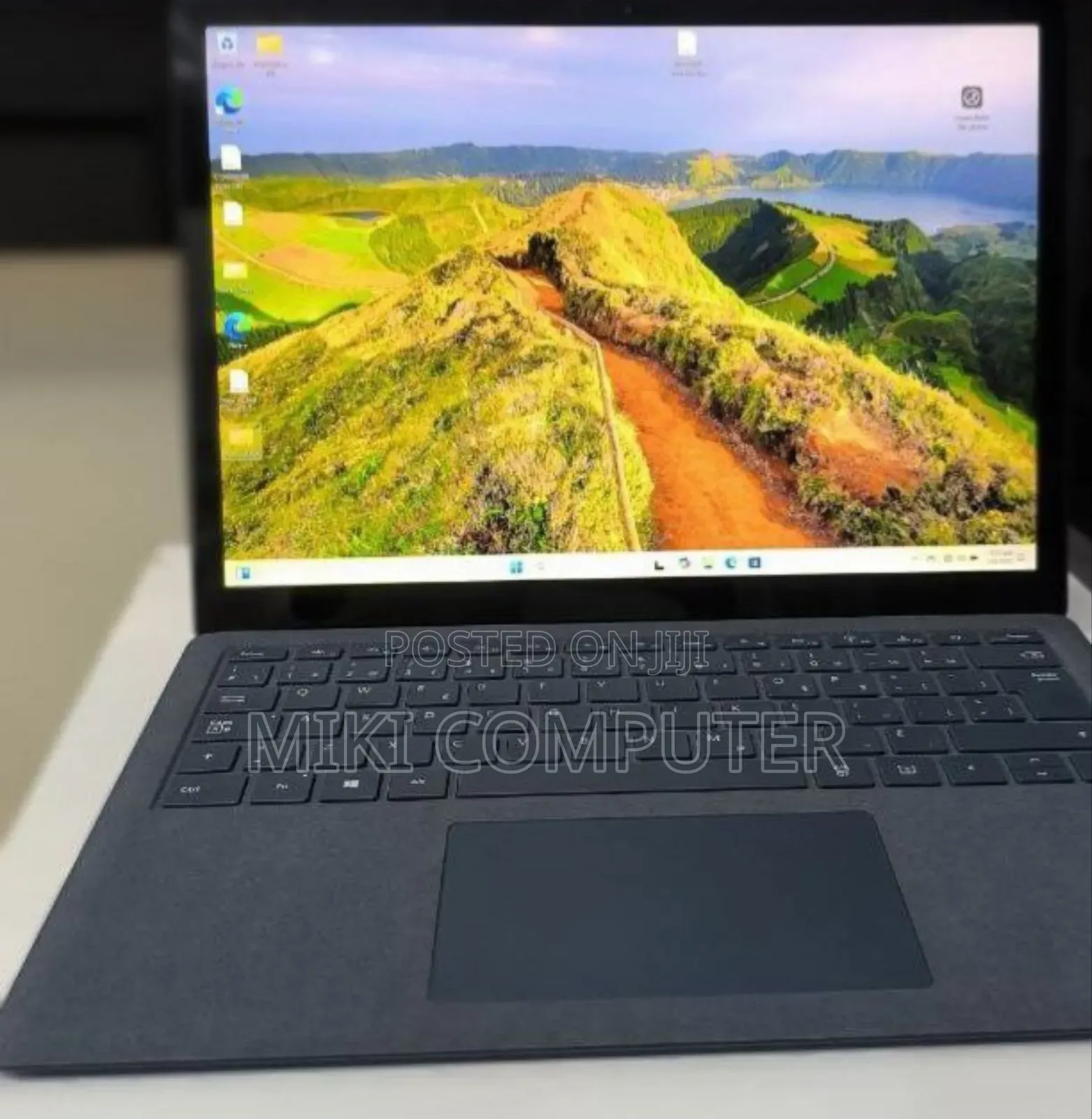 New Laptop Microsoft Surface 16GB Intel Core I7 SSD 512GB