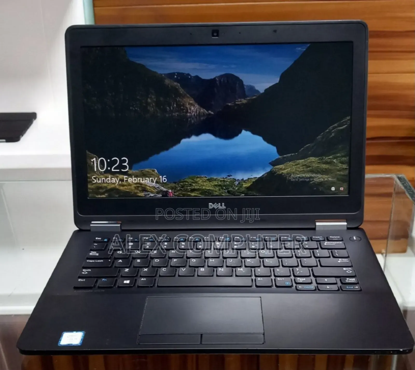 New Laptop Dell Latitude 12 E7270 8GB Intel Core I5 SSD 256GB