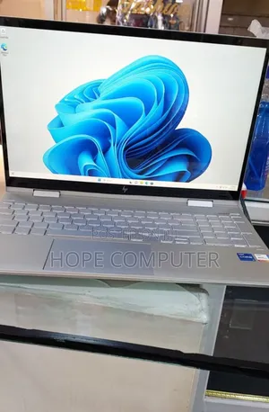 New Laptop HP Envy X360 16GB Intel Core I7 SSD 512GB