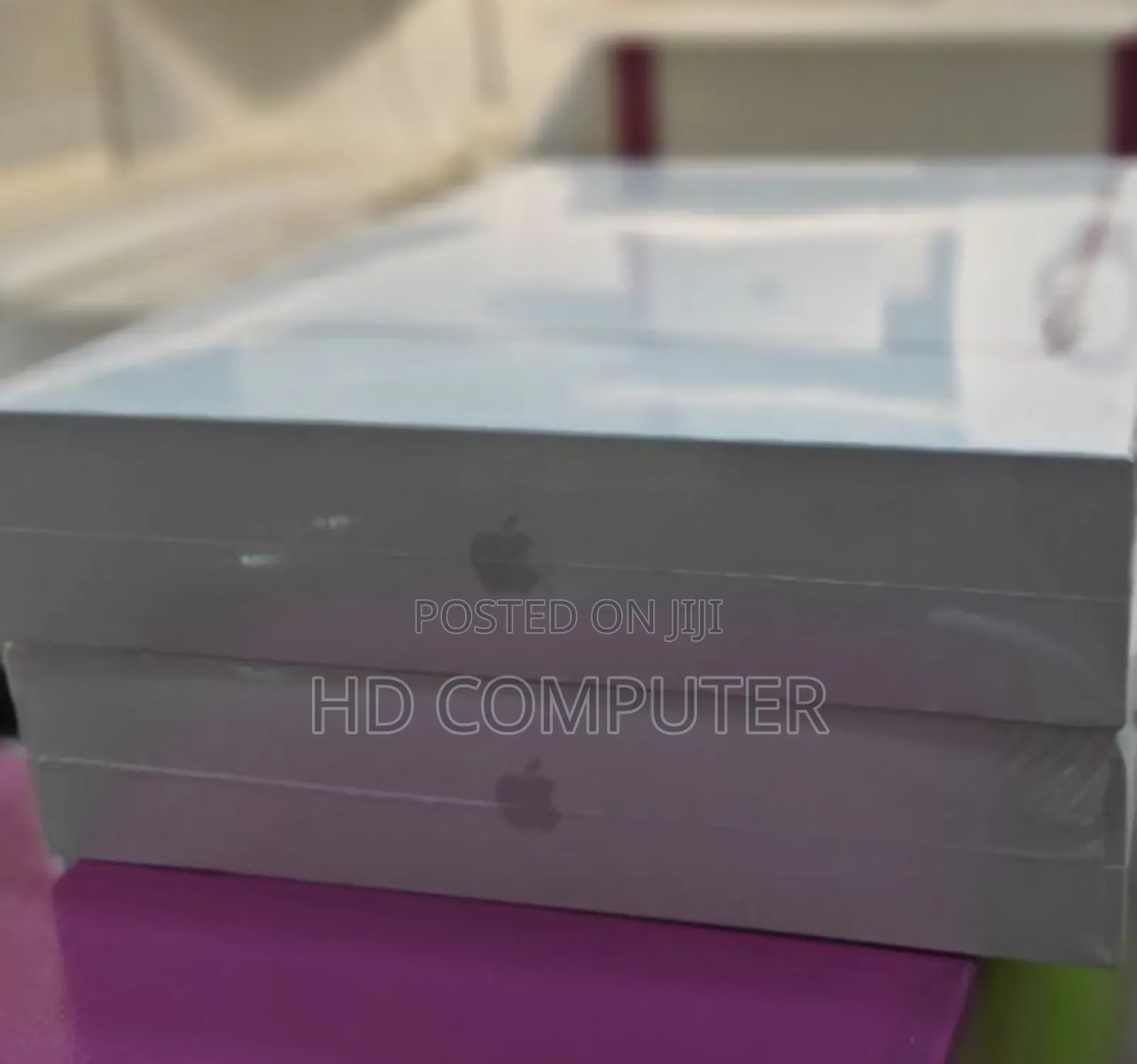 New Laptop Apple MacBook Air 2022 M2 8GB Apple M2 SSD 256GB