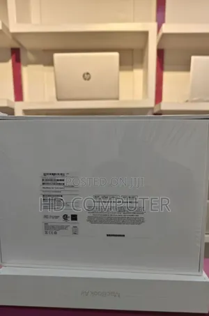 New Laptop Apple MacBook Air 2022 M2 8GB Apple M2 SSD 256GB