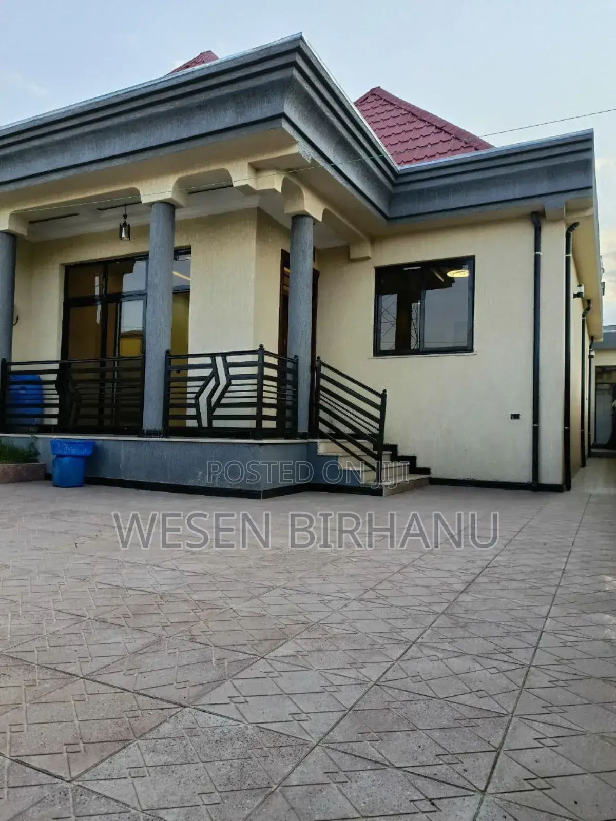 5bdrm Villa in የ ግል ቤት ነው, Addis Ketema for sale