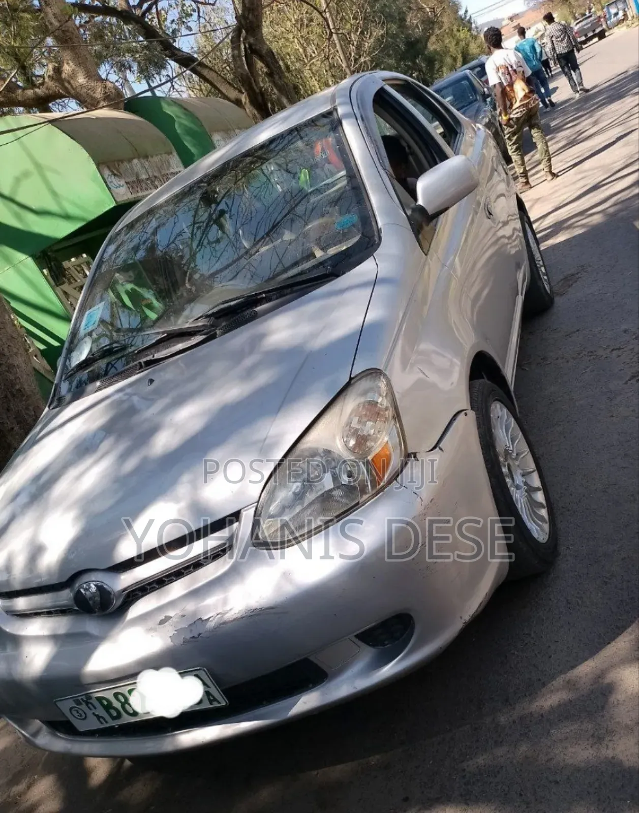 Toyota Platz 2004 Silver