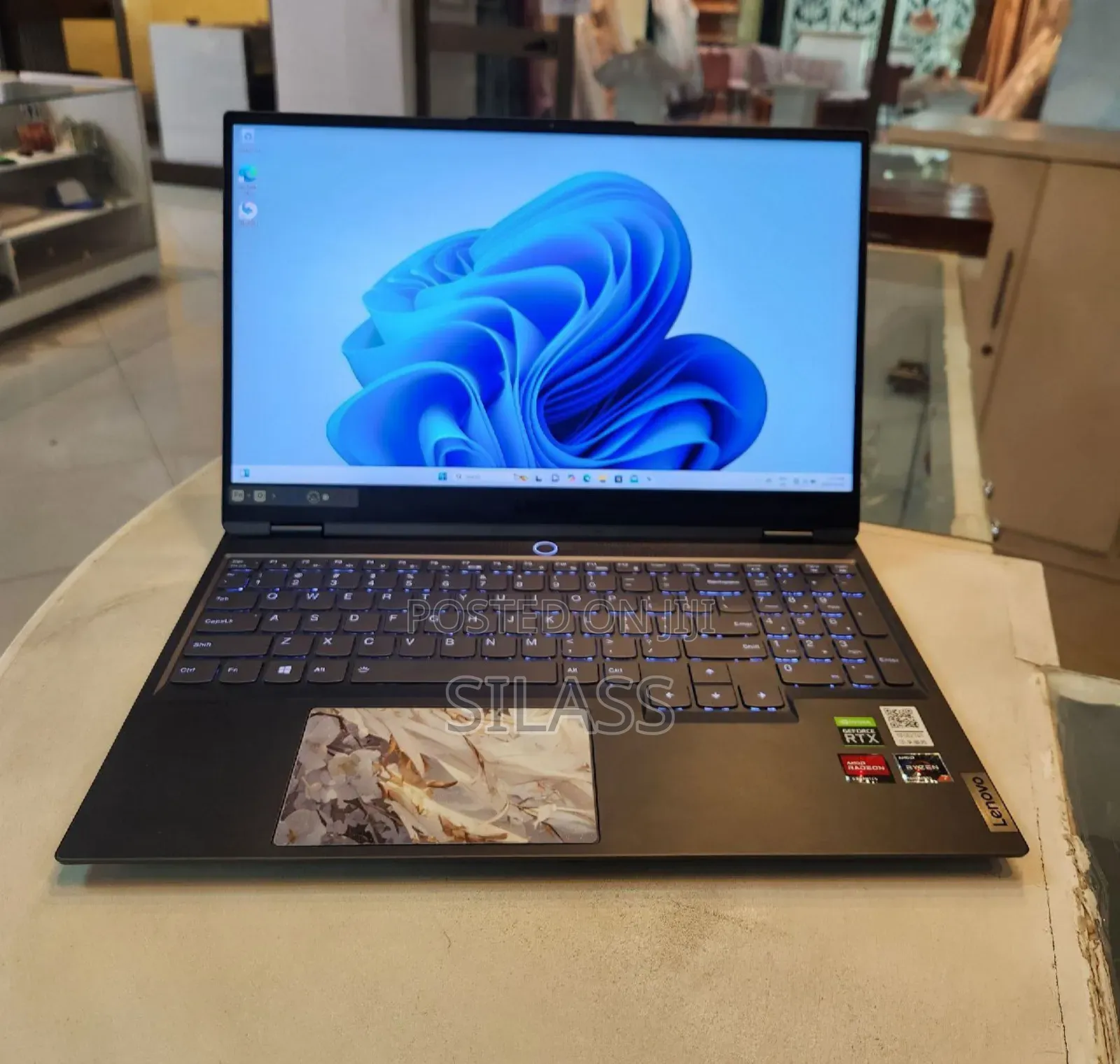 New Laptop Lenovo Legion 5 16GB AMD Ryzen 5 SSD 1T