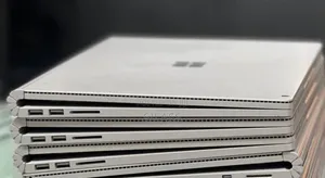 New Laptop Microsoft Surface 8GB Intel Core I5 SSD 256GB