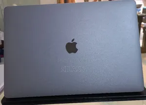 Photo - New Laptop Apple MacBook Pro 2016 16GB Intel Core I7 SSD 512GB