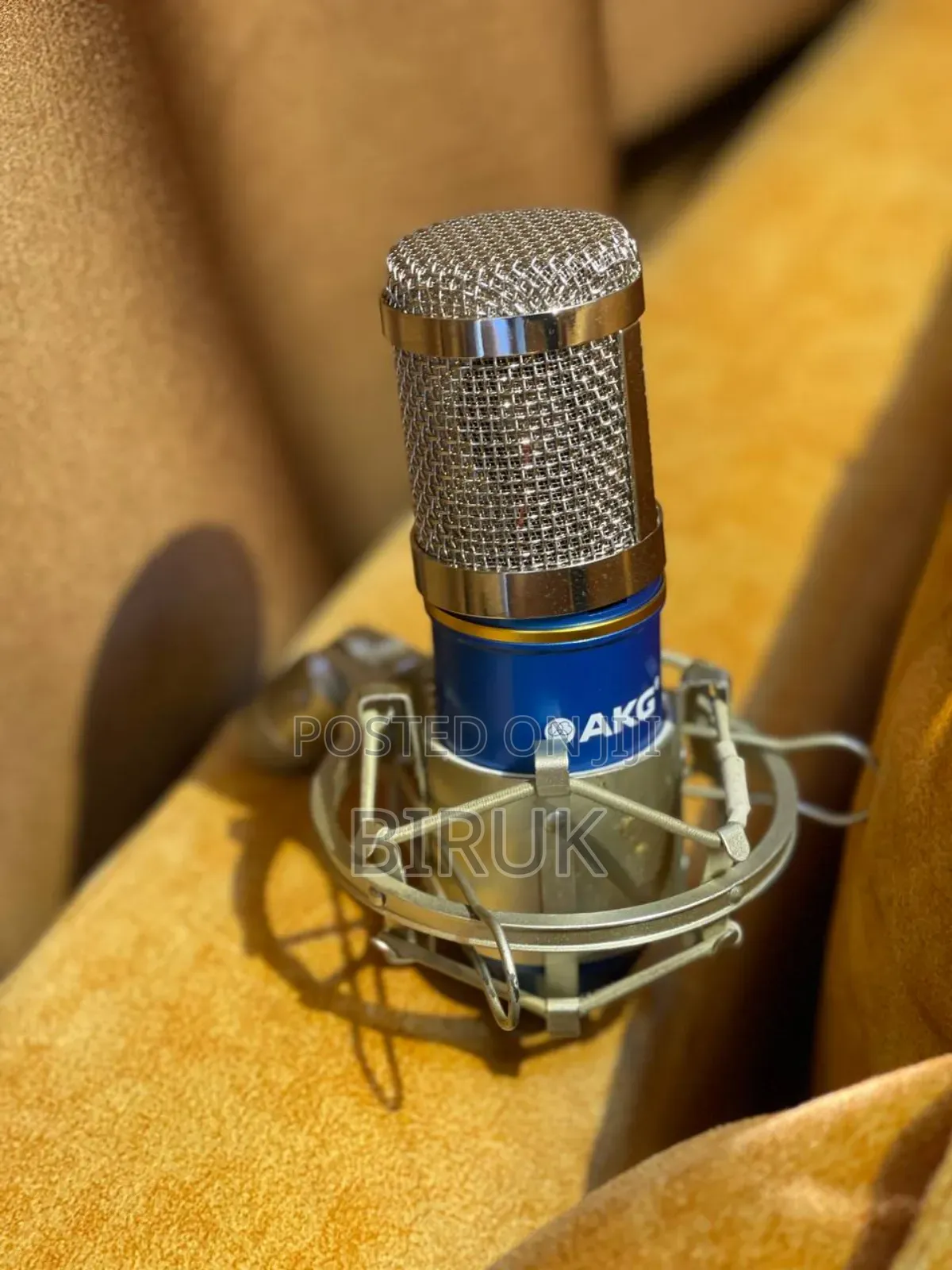 For Sales New Studio Mic