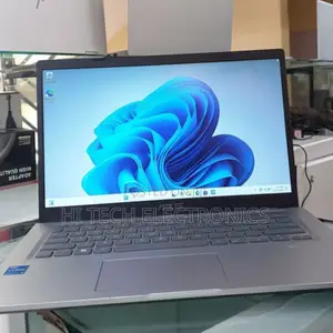 New Laptop Asus VivoBook 15 X505BA 8GB Intel Core I3 SSD 256GB