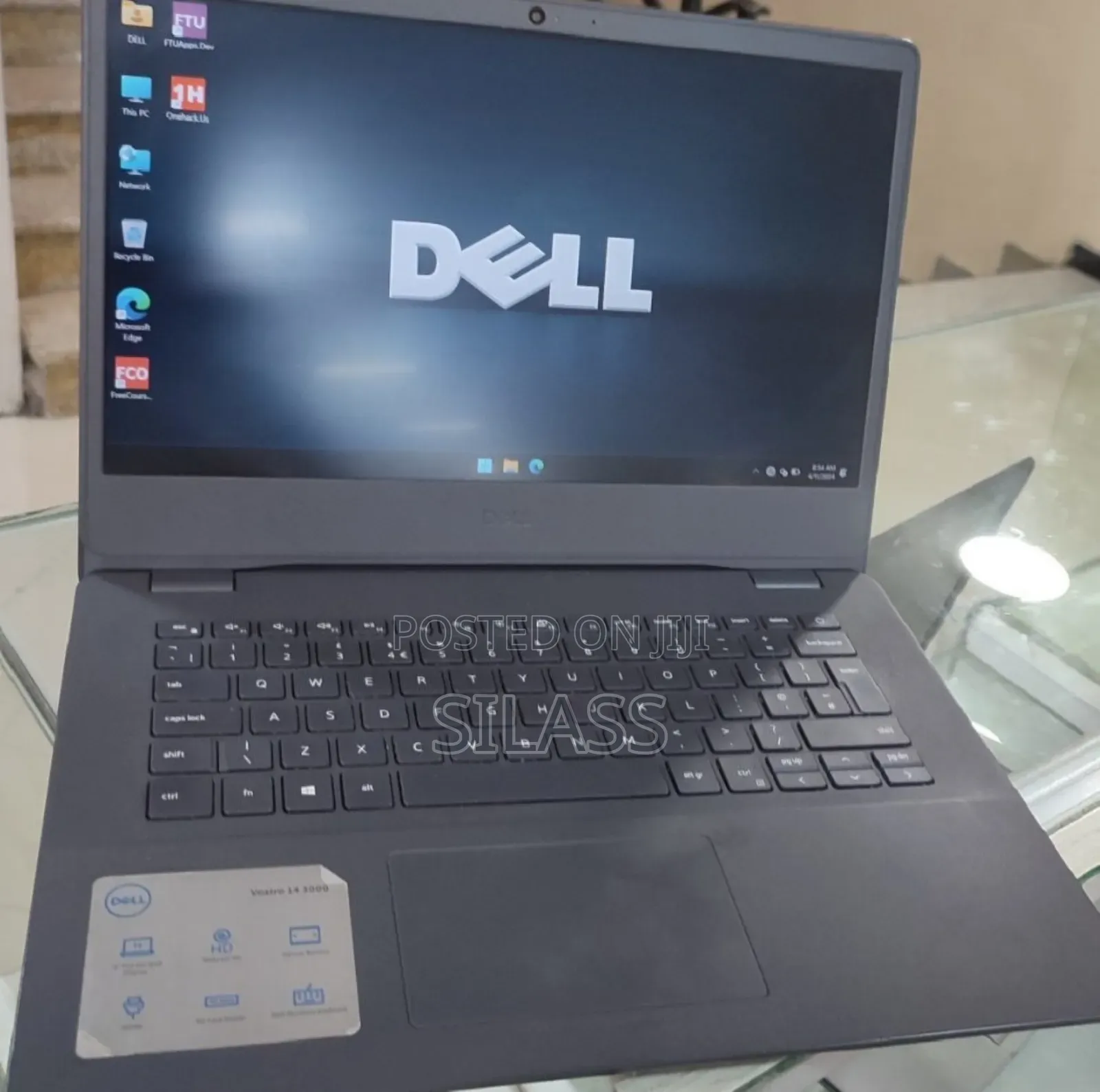 New Laptop Dell Vostro 14 3000 8GB Intel Core I5 SSD 256GB