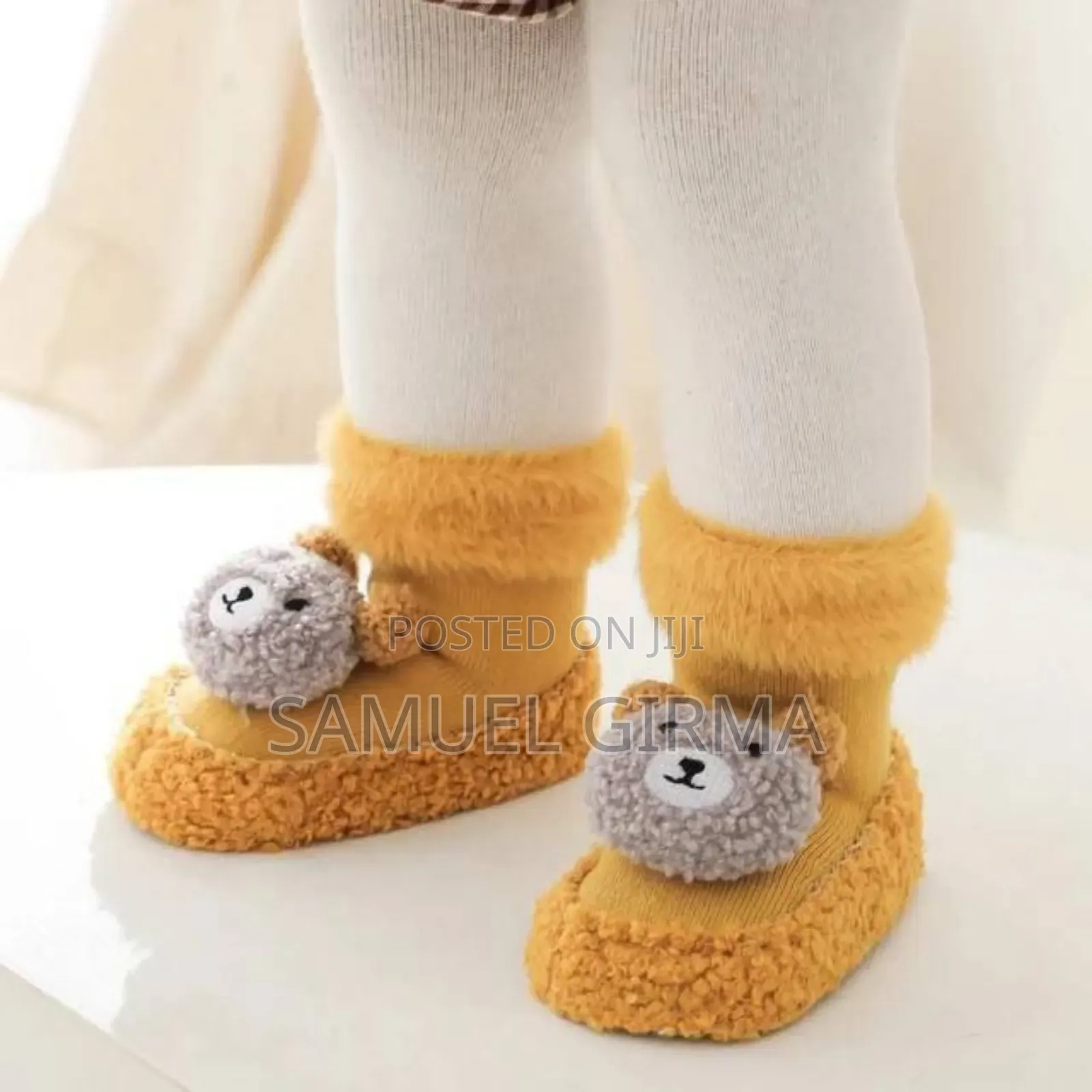 Infant Walking Shoes 
ጫማ ካልሲ