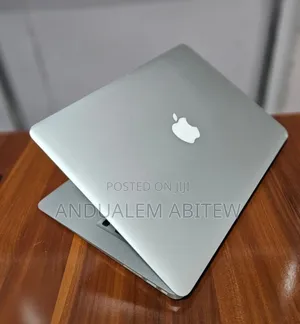 New Laptop Apple MacBook Air 2017 8GB Intel Core I5 SSD 128GB