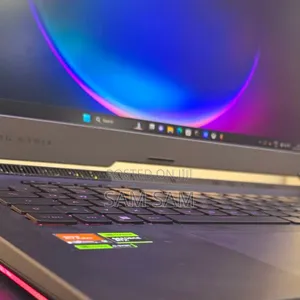 New Laptop Asus ROG Strix G15 32GB AMD Ryzen 9 SSD 1T