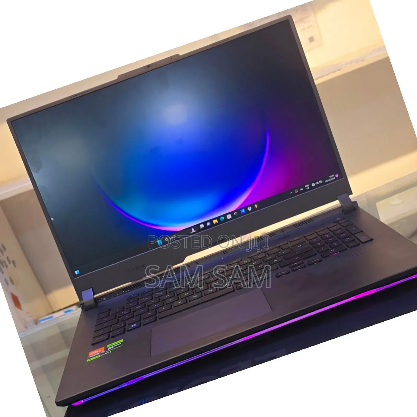 New Laptop Asus ROG Strix G15 32GB AMD Ryzen 9 SSD 1T