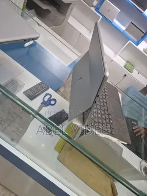 Photo - New Laptop Microsoft Surface Pro 10 16GB Intel Core Ultra 7 SSD 1T