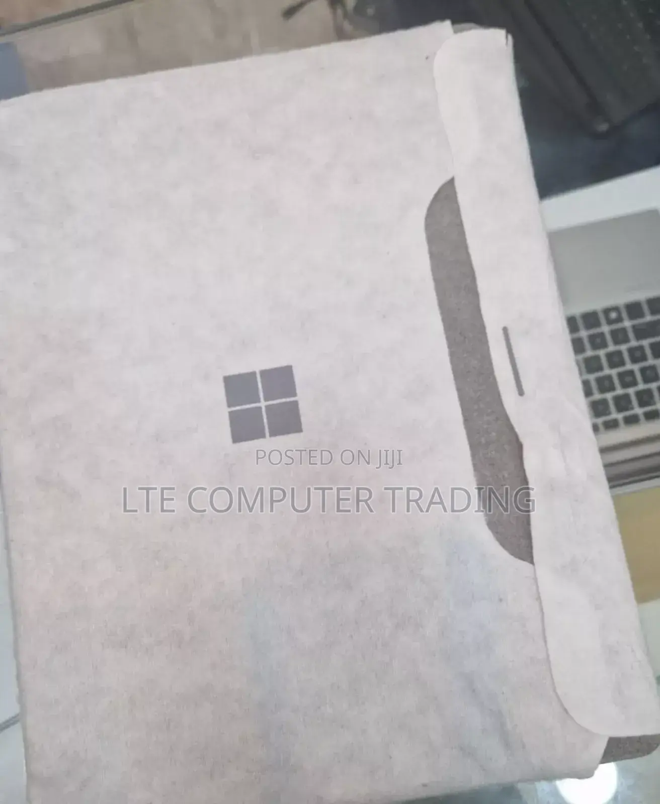 New Laptop Microsoft Surface Pro 10 16GB Intel Core Ultra 7 SSD 1T