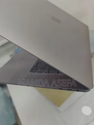 New Laptop Apple MacBook Pro 2019 16GB Intel Core I7 SSD 512GB
