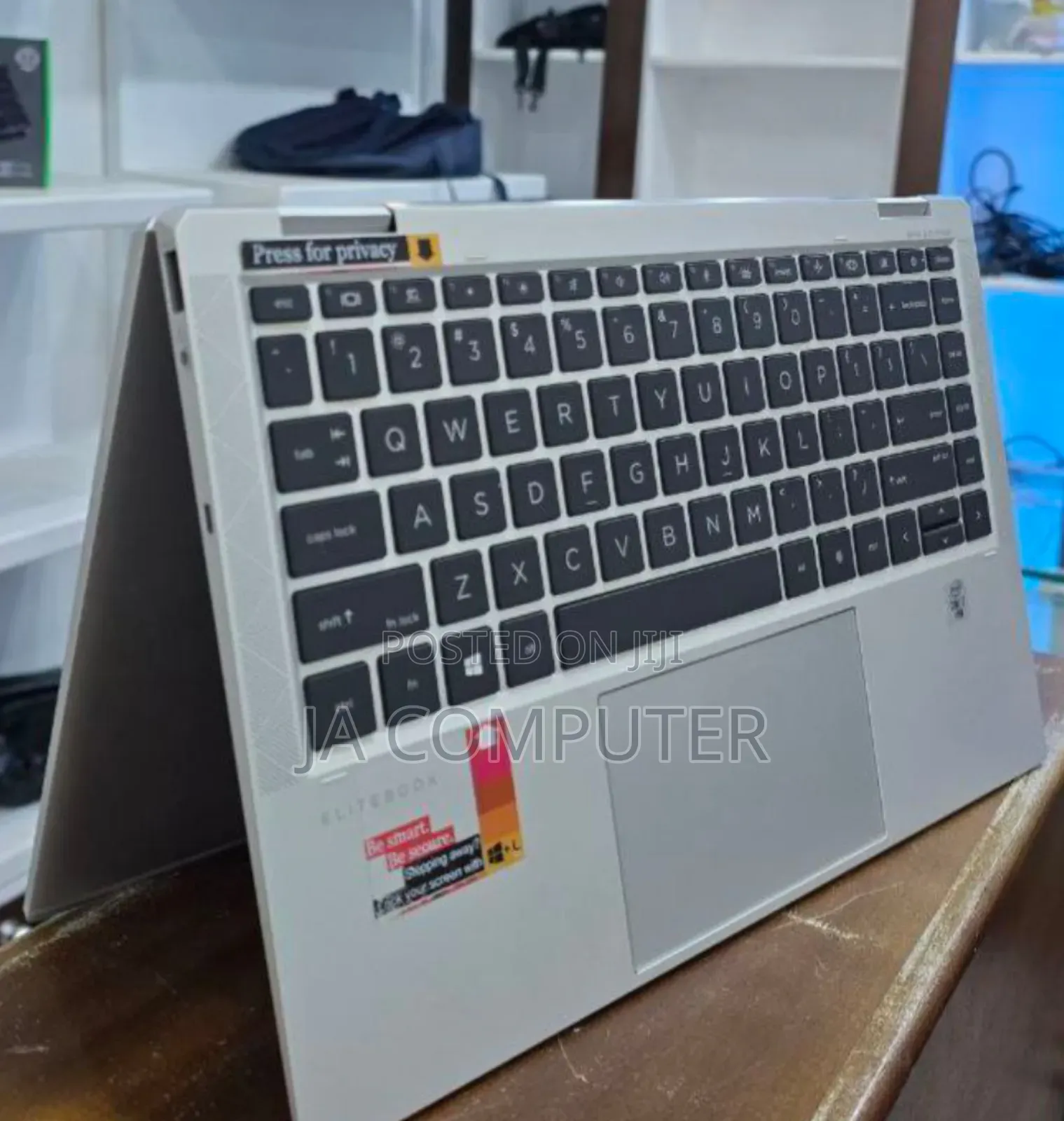 New Laptop HP EliteBook X360 1040 G7 16GB Intel Core I7 SSD 512GB